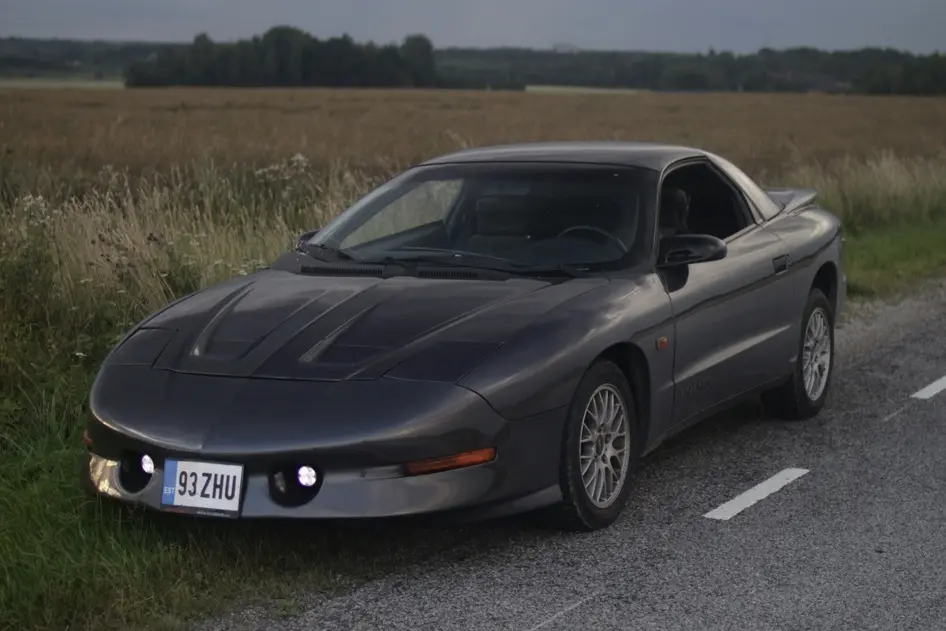 Pontiac Firebird, 1993, 3.4, 109 kW, petrol, automatic, rear-wheel drive