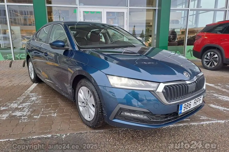 Škoda Octavia, 2023, 1.5, 110 kW, hybrid (petrol/electric), automatic, front-wheel drive