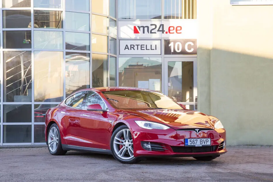 Tesla Model S, 2014, 69 kW, electric, rear-wheel drive