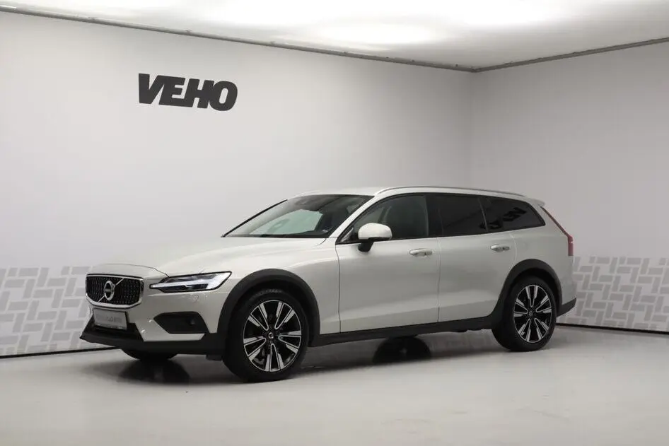 Volvo V60 Cross Country, 2020, 2.0, 140 kW, dīzelis, automātiskā, pilnpiedziņa