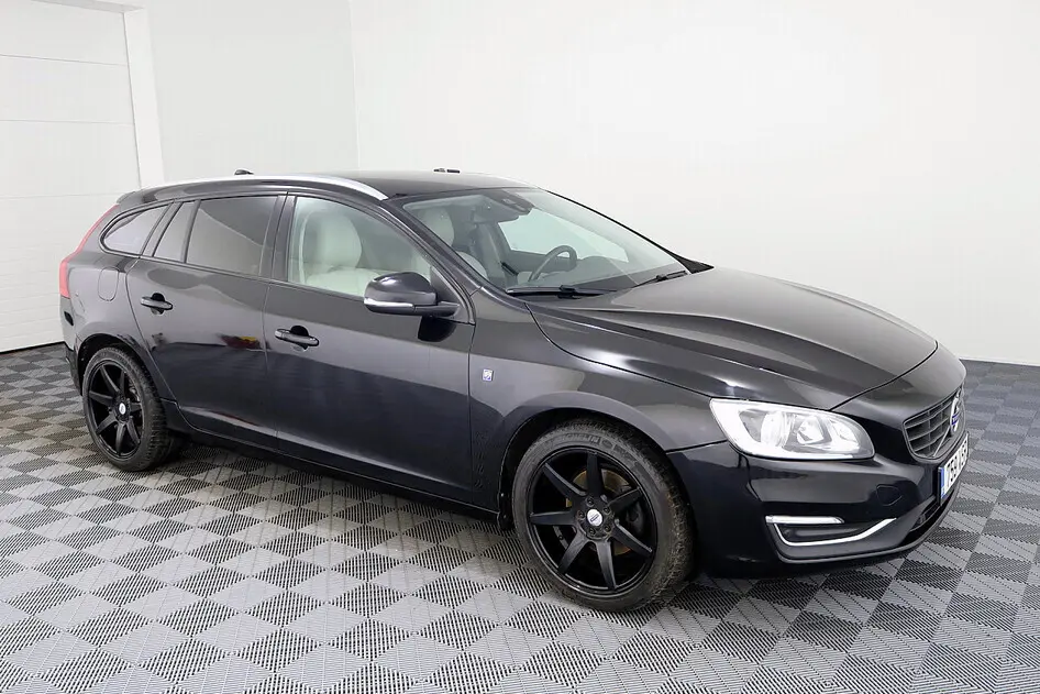 Volvo V60, 2016, 2.0, 88 kW, diesel, manual, front-wheel drive