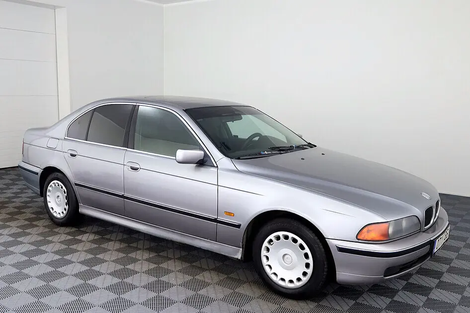 BMW 520, 1997, 2.0, 110 kW, petrol, manual, rear-wheel drive