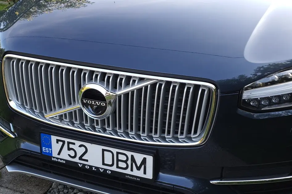 Volvo XC90, 2.0, 173 kW, diesel, automatic, four-wheel drive