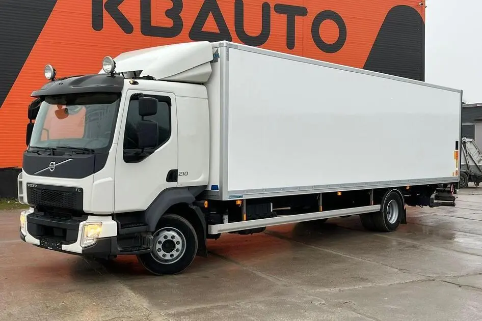 Volvo FL 210 4x2, 2022, 158 kW, diisel, automaat