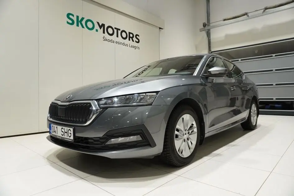 Škoda Octavia, 2023, 1.5, 110 kW, hybrid (petrol/electric), automatic, front-wheel drive
