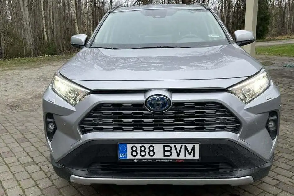 Toyota RAV4, 2023, 2.5, 131 kW, гибрид (бензин/электричество), автомат, передний привод