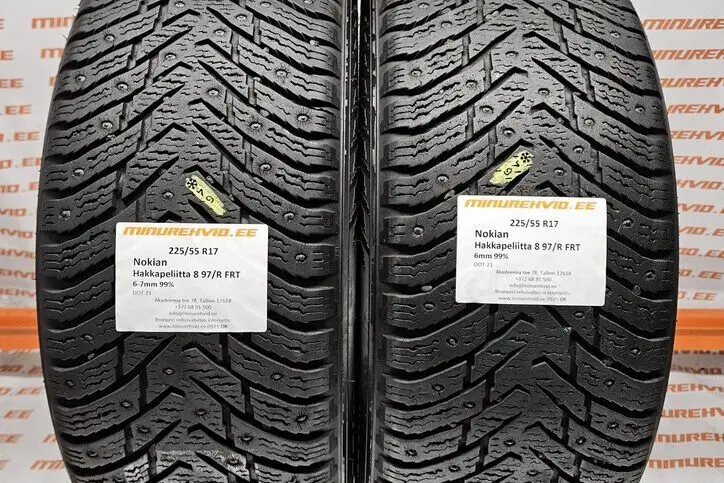 Подержанный шипованная шина 225/55R17 Nokian Hakkapeliitta 8 97/R FRT