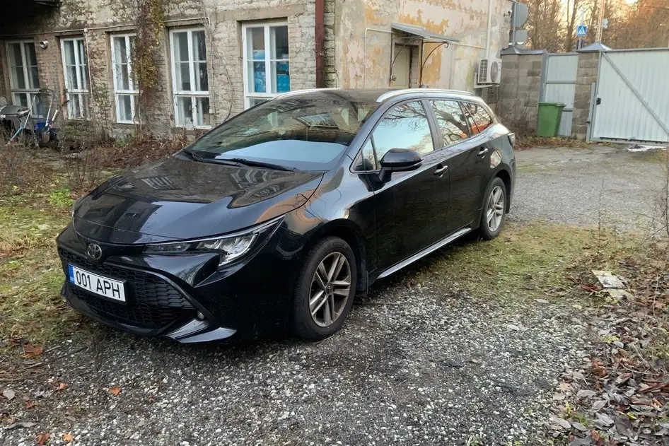 Toyota Corolla, 2019, 1.2, 85 kW, бензин, механическая, передний привод