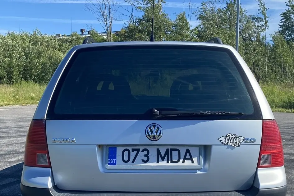 Volkswagen Bora, 2.0, 85 kW, bensiin, manuaal, esivedu