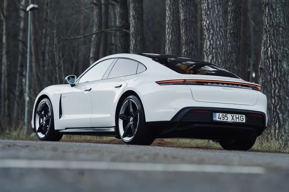 Porsche Taycan, 2023, 120 kW, elekter, automaat, tagavedu