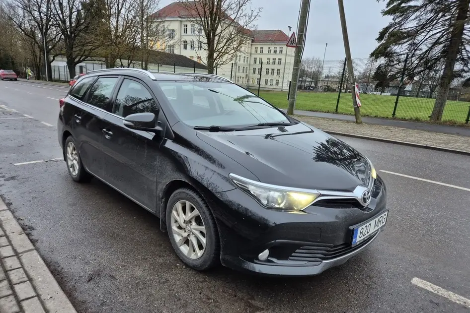Toyota Auris, 2017, 1.6, 97 kW, bensiin, automaat, esivedu