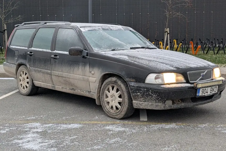 Volvo V70, 2000, 2.5, 103 kW, diisel, manuaal, esivedu