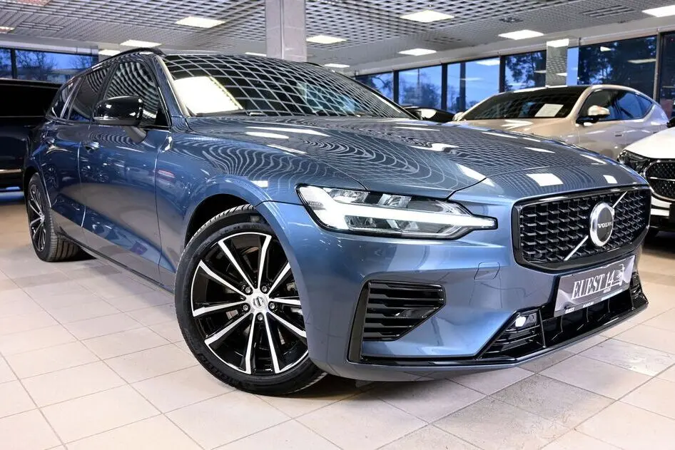 Volvo V60, 2022, 2.0, 293 kW, petrol, automatic, four-wheel drive