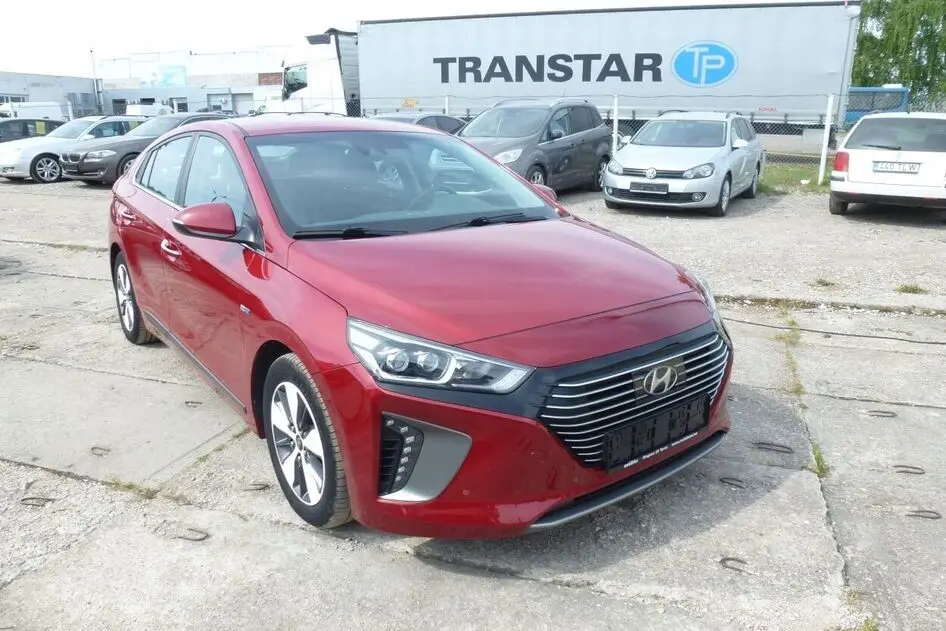 Hyundai IONIQ, 1.6, 103 kW, подключаемый гибрид, автомат, передний привод