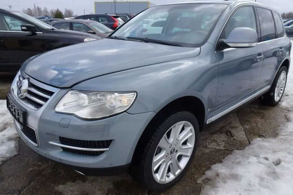 Volkswagen Touareg, 4.9, 230 kW, diesel, automatic, four-wheel drive
