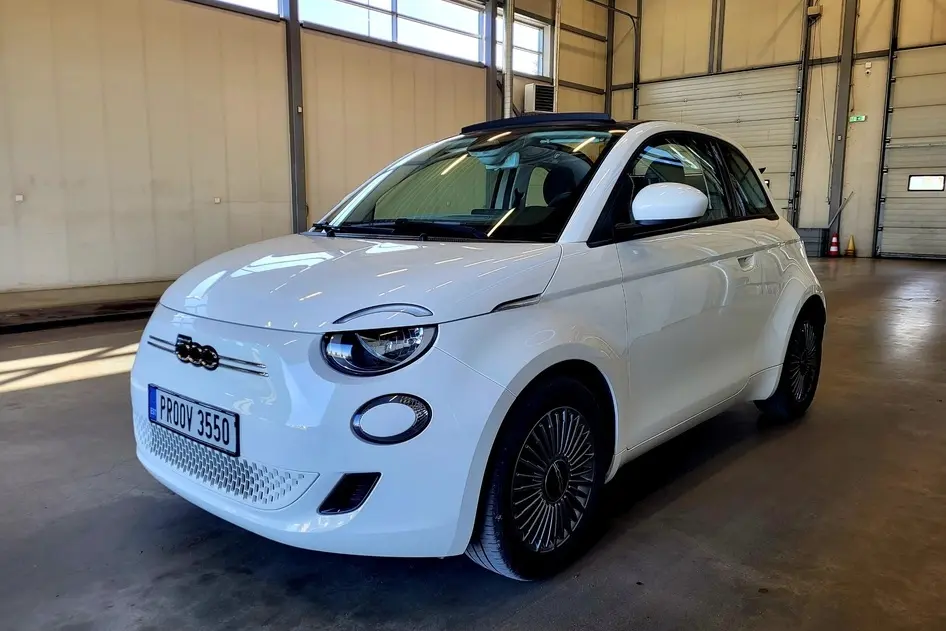 Fiat 500, 43 kW, электричество, автомат, передний привод