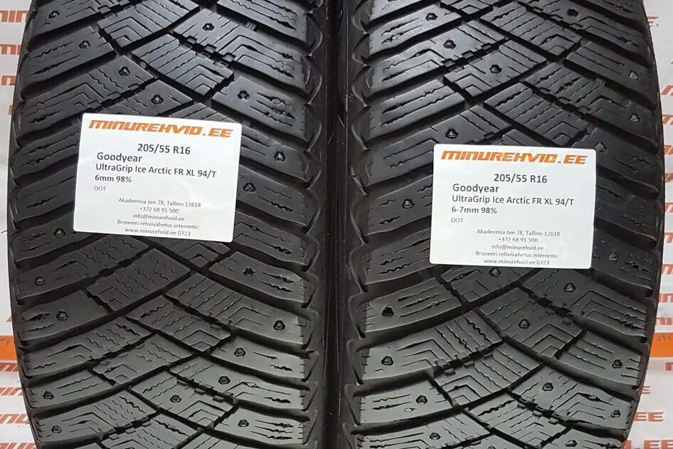 Подержанный шипованная шина 205/55R16 GoodYear UltraGrip Ice Arctic FR XL 94T
