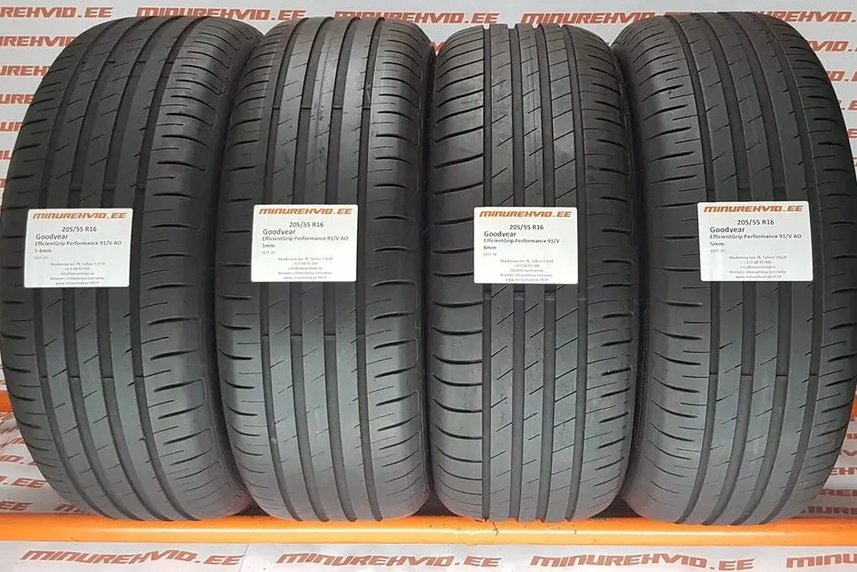 Подержанный летняя шина 205/55R16 GoodYear EfficientGrip Performance 91/V