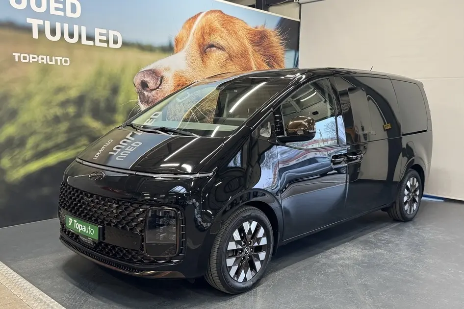 Hyundai Staria, 2.2, 130 kW, дизель, автомат, полный привод