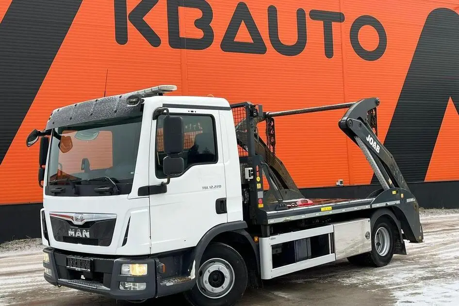 MAN TGL 12.220 4x2, 162 kW, diesel, automatic