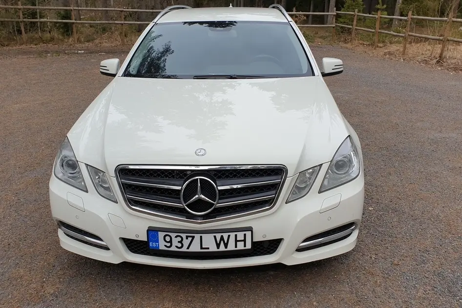 Mercedes-Benz E 200, 2.1, 100 kW, дизель, автомат, задний привод