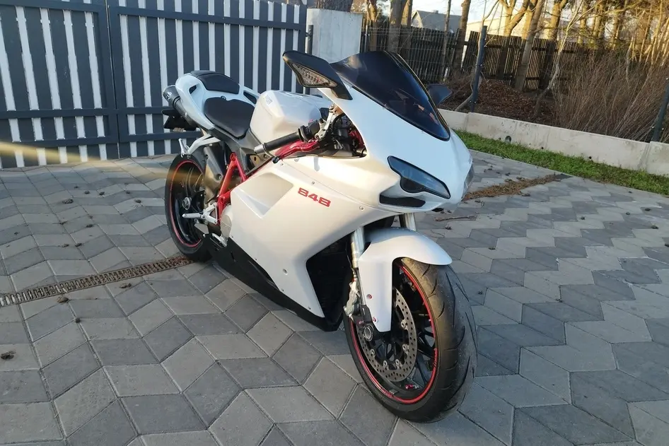 DUCATI 848, 2008, 0.8, 92 kW, bensiin, manuaal, tagavedu