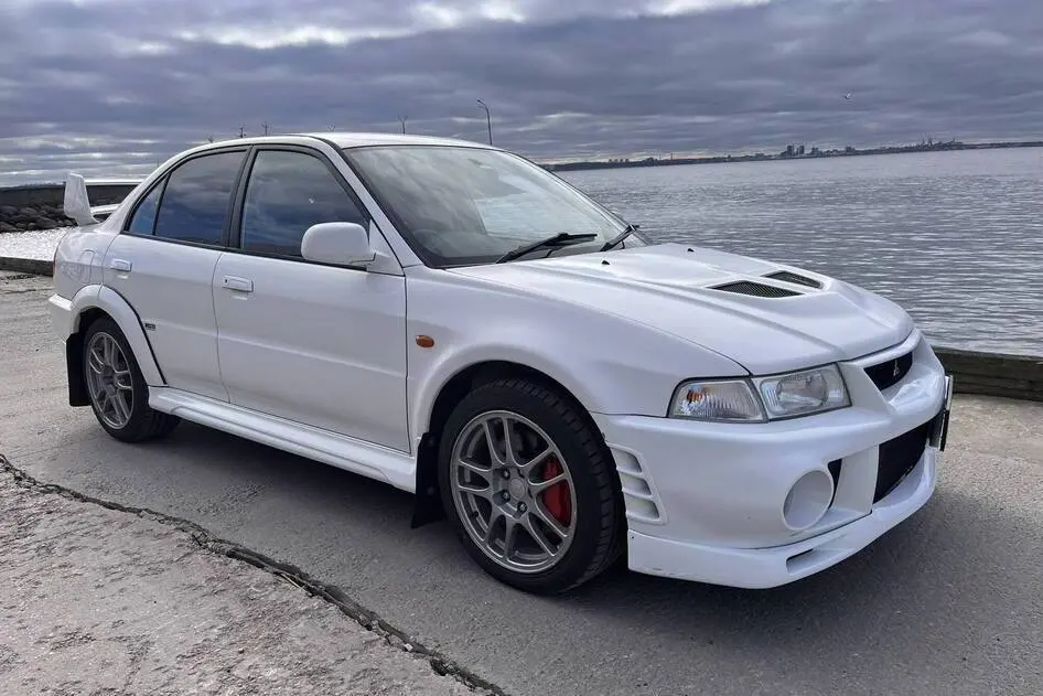 Mitsubishi Lancer, 2.0, 206 kW, bensiin, manuaal, nelikvedu