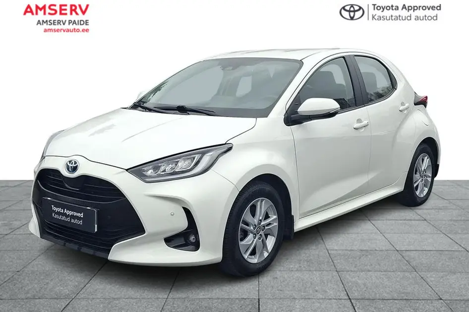 Toyota Yaris, 1.5, 68 kW, гибрид, автомат, передний привод