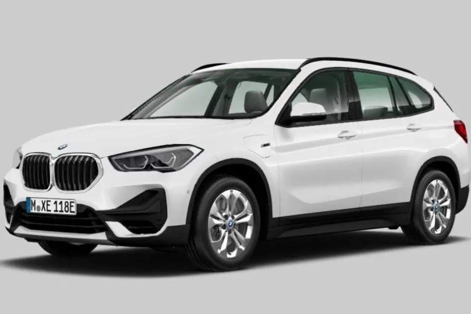 BMW X1, petrol, automatic, four-wheel drive