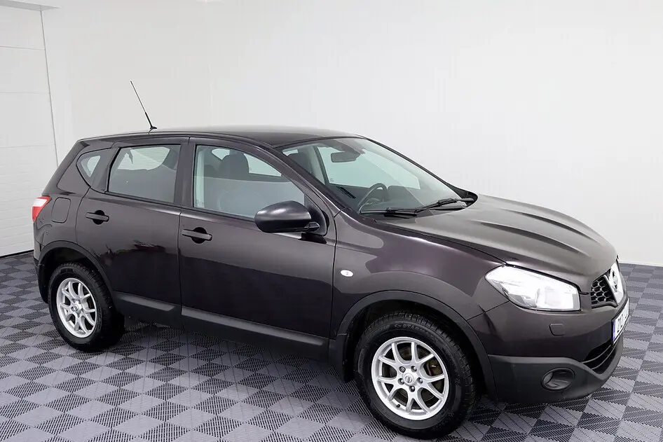 Nissan Qashqai, 1.6, 86 kW, petrol, manual, front-wheel drive