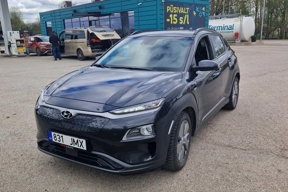 Hyundai Kona, 150 kW, электричество, автомат, передний привод