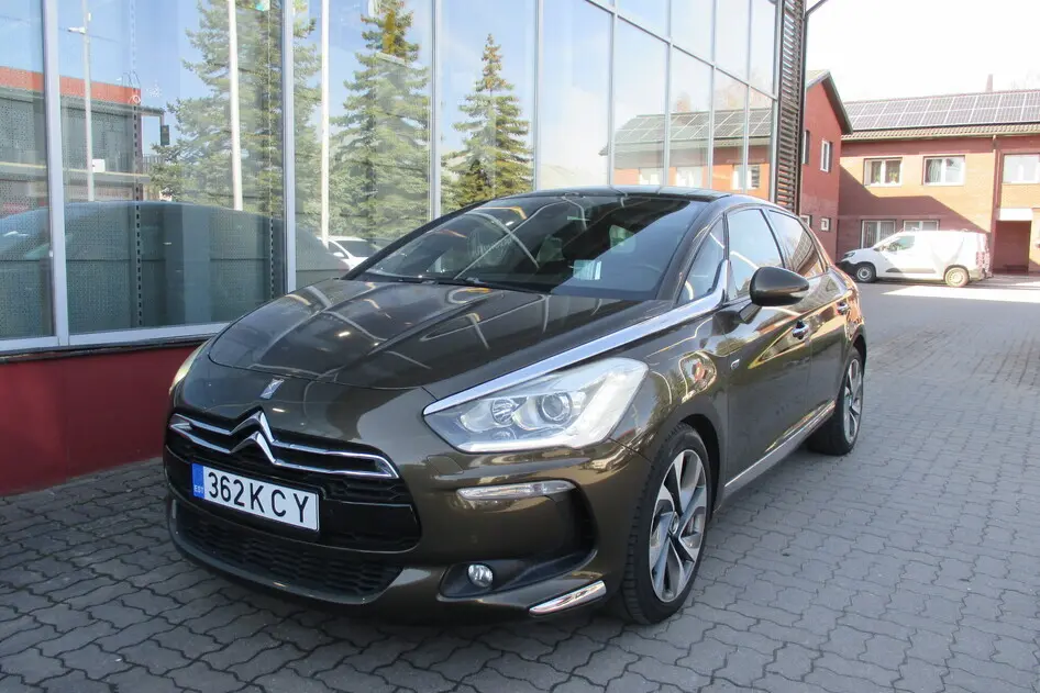 Citroën DS5, 2012, 2.0, 120 kW, hybrid d+e, automatic, four-wheel drive