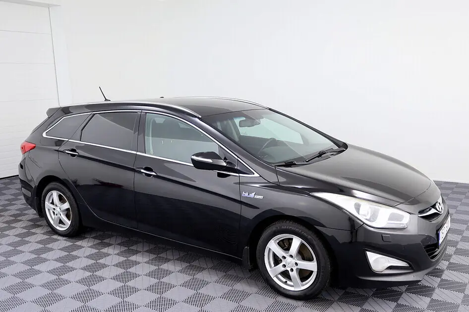 Hyundai i40, 1.7, 100 kW, дизель, механическая, передний привод