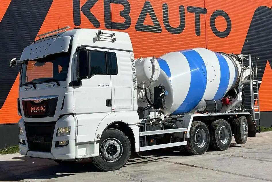 MAN TGX 35.480 8x4*4, 353 kW, diesel, automatic