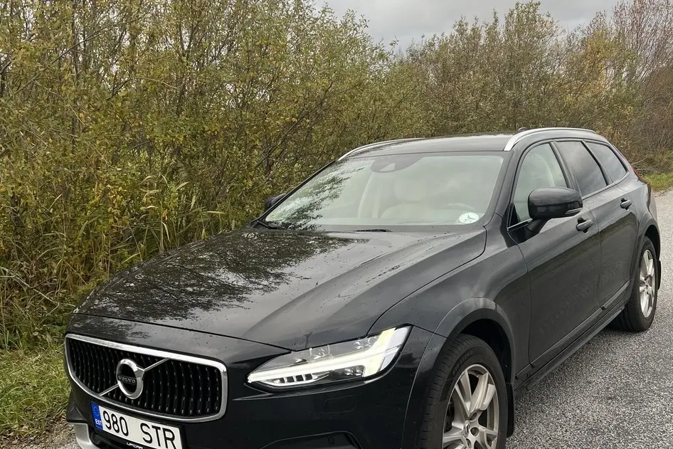 Volvo V90 Cross Country, 2.0, 173 kW, diesel, automatic, four-wheel drive