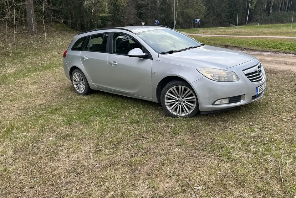 Opel Insignia, 2.0, 96 kW, diesel, manual, front-wheel drive
