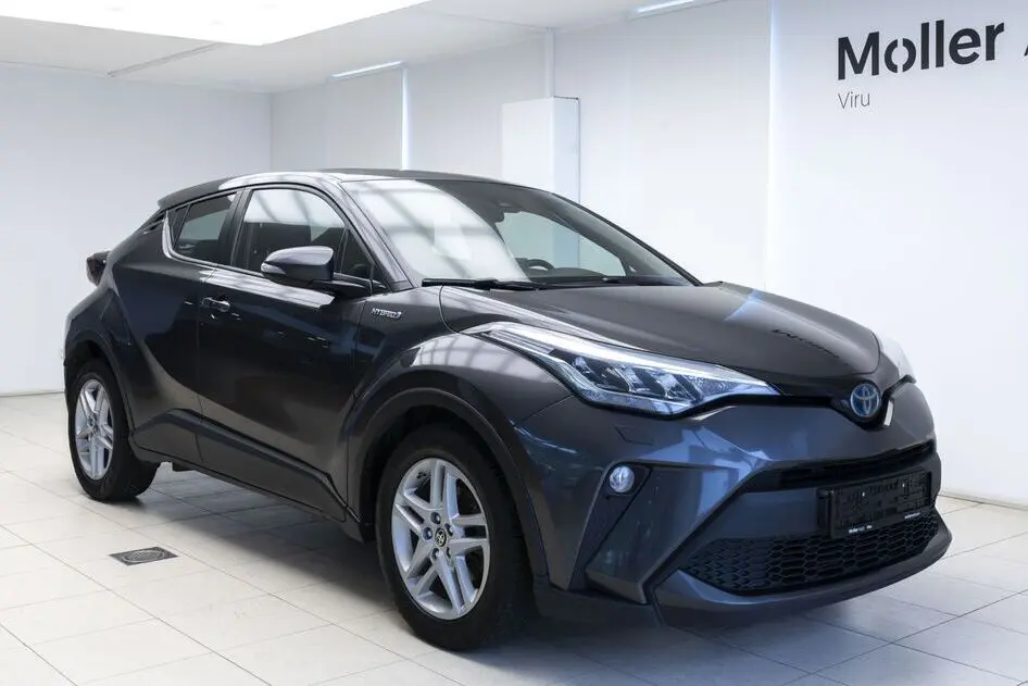 Toyota C-HR, 1.8, 90 kW, plug-in hybrid, automatic, front-wheel drive