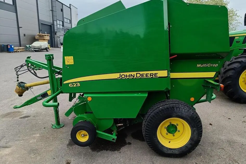 John Deere 623N